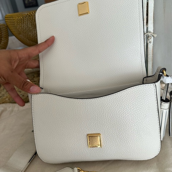 New Tory Burch Thea web flap crossbody ivory  double strap/ no tassle on the bag - Picture 9 of 13